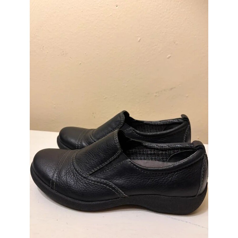 Easy Spirit Black Leather Slip-On Walking Shoes Comfort Loafers Size 6M
